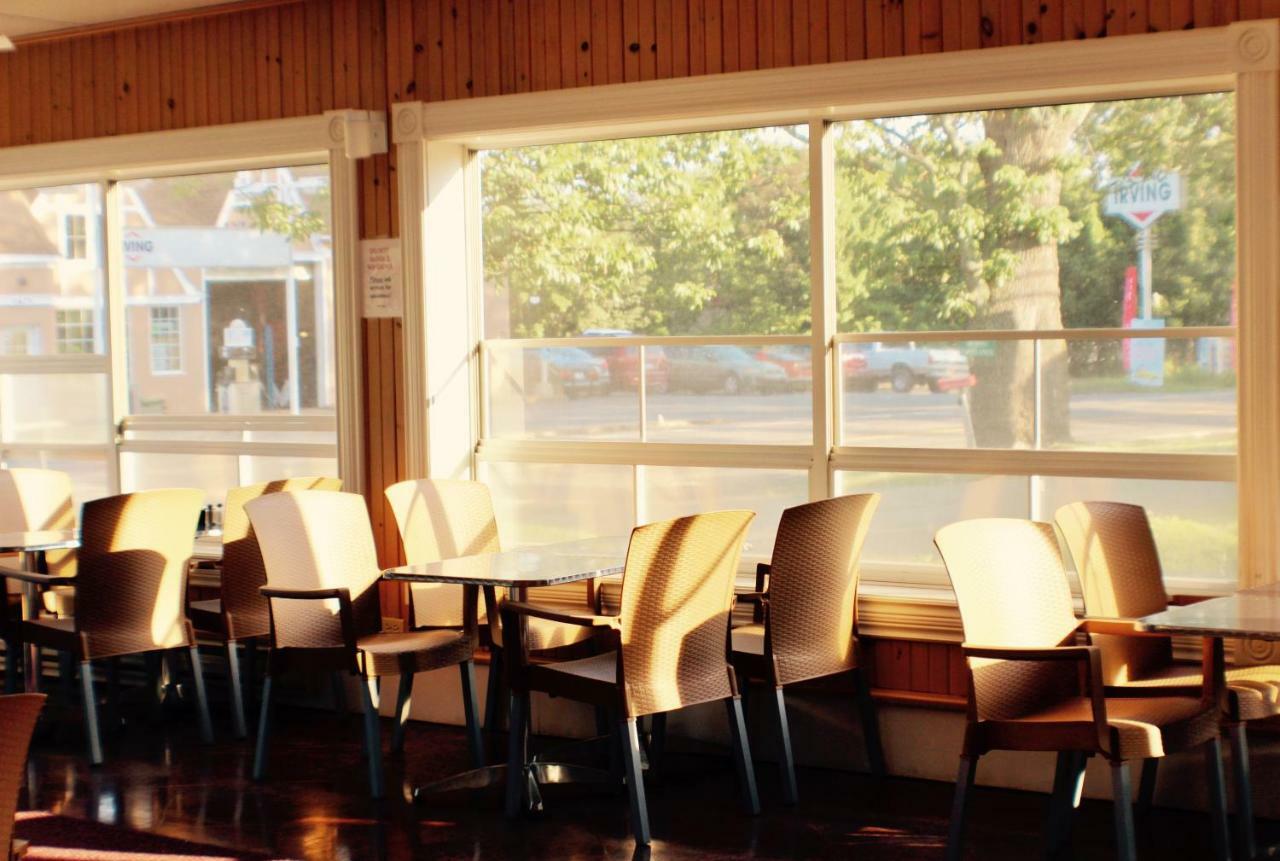 Evangeline & Motel Grand-Pre